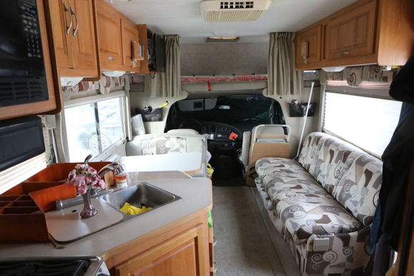 07 Cuisine, salon et capucine